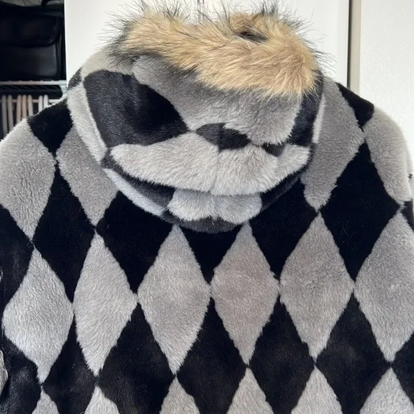 SUPREME DIAMOND FAUX FUR JACKET
